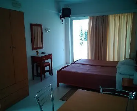 Apart Otel M *